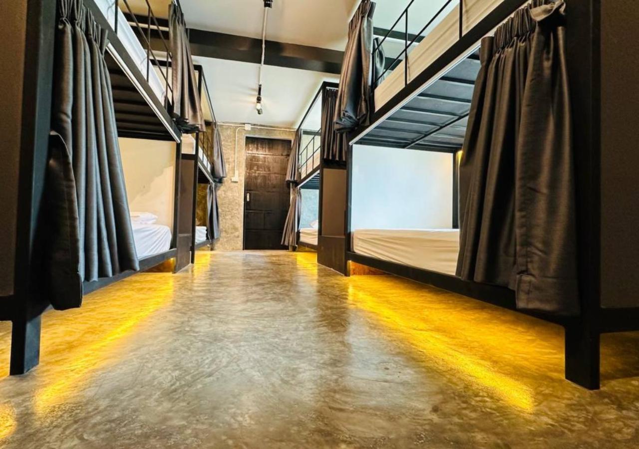 Adora Hostel 치앙마이 외부 사진